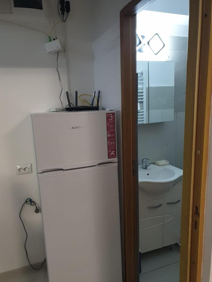 Lucky Apartment Pitesti Ngoại thất bức ảnh